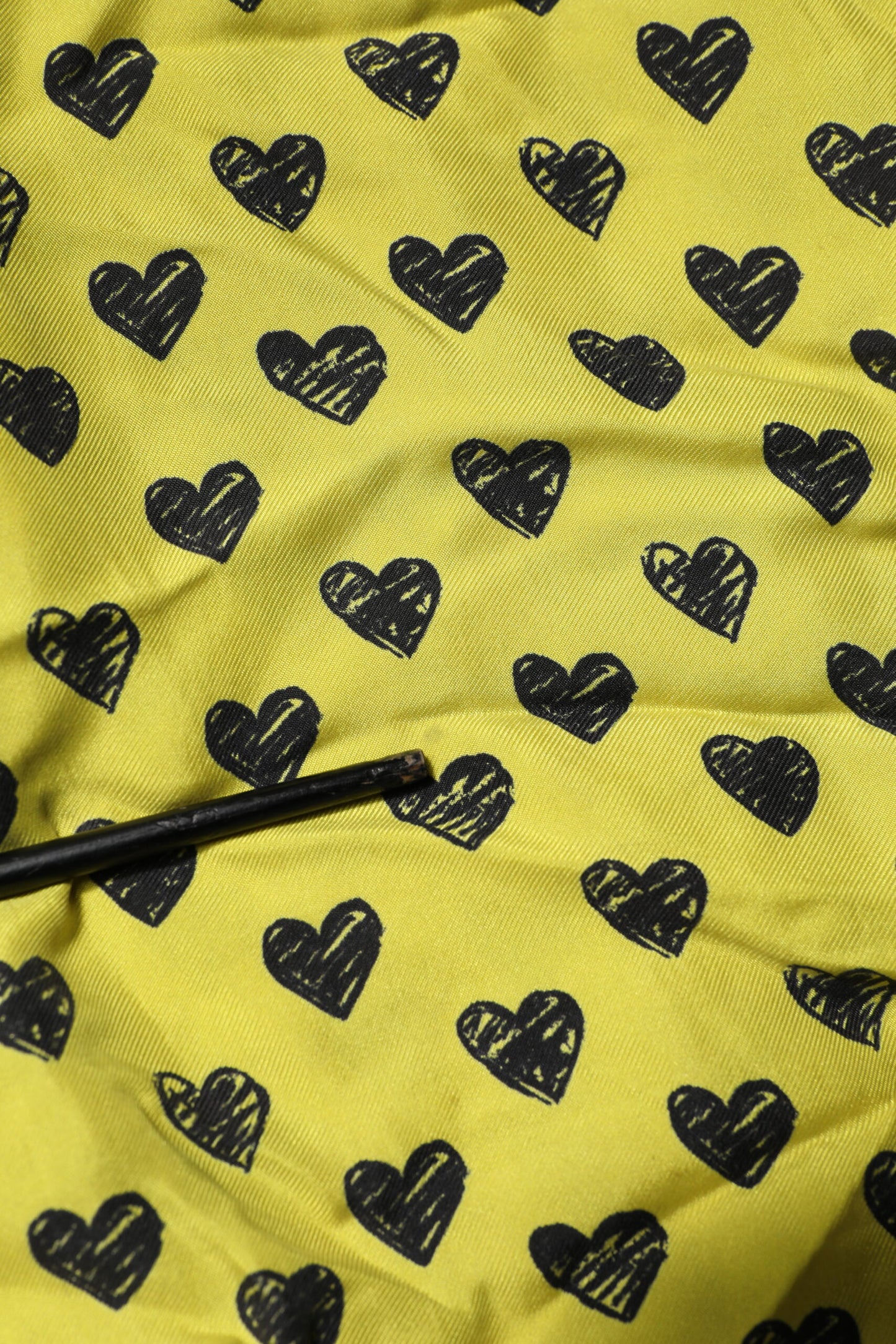 Yellow Heart Short Sleeves Men Casual Shirt