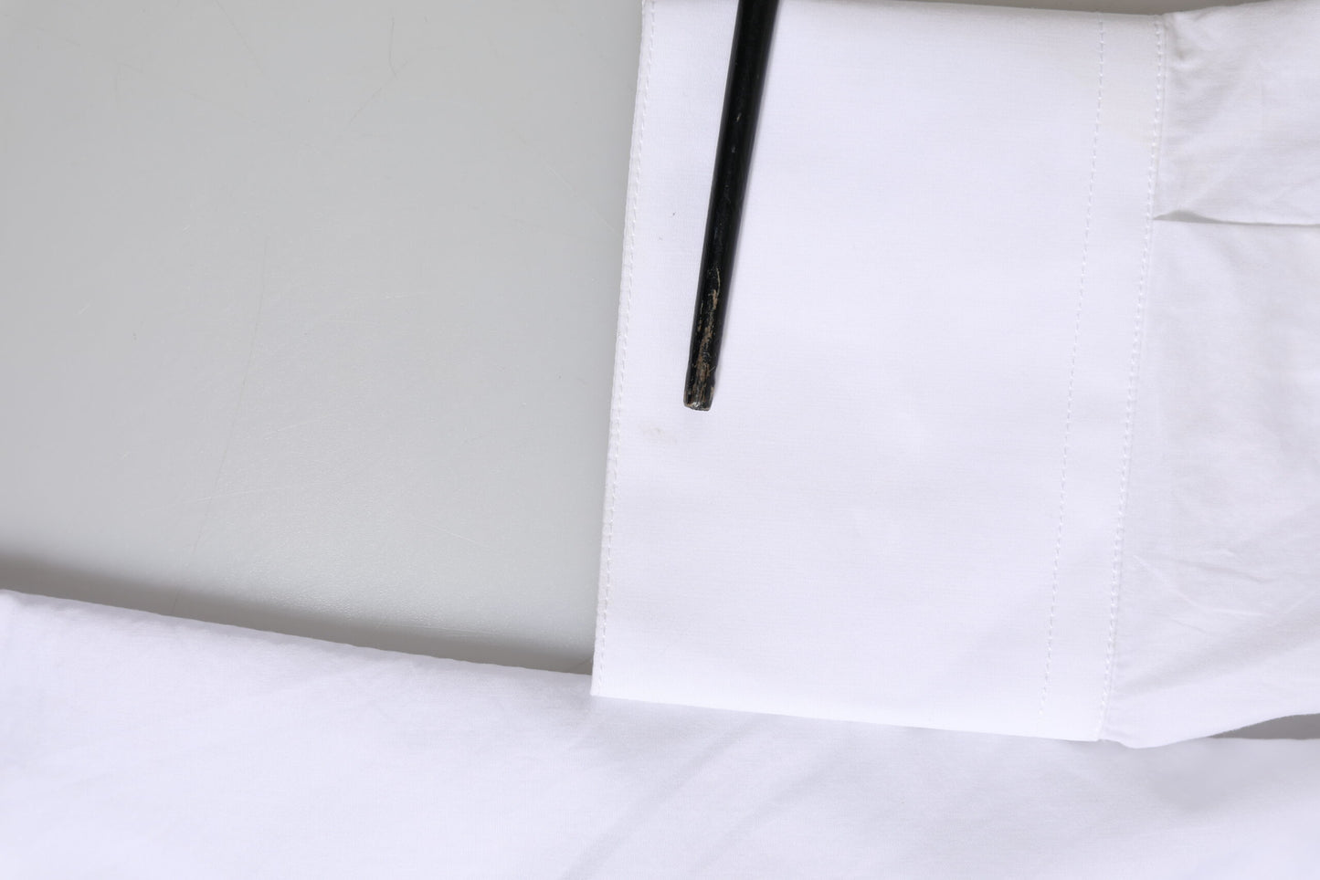 White GOLD Long Sleeves Dress Formal Shirt