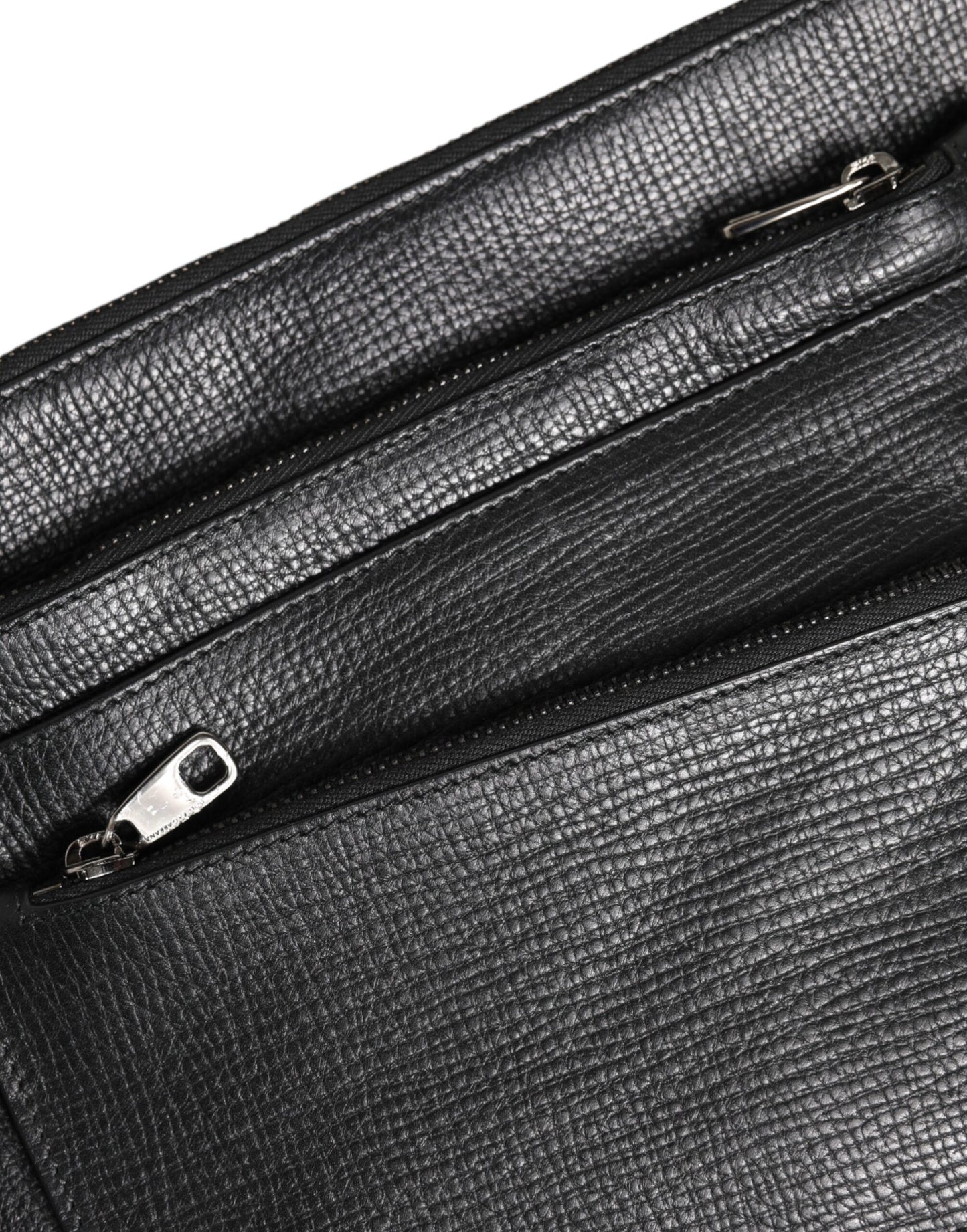 Black Palmellato Leather Logo Plaque Shoulder Borse Bag