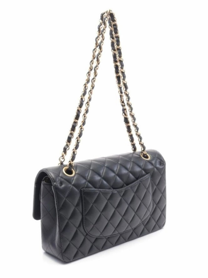 CHANEL Pre-Owned 2021-2022 W Flap crossbody bag - Black