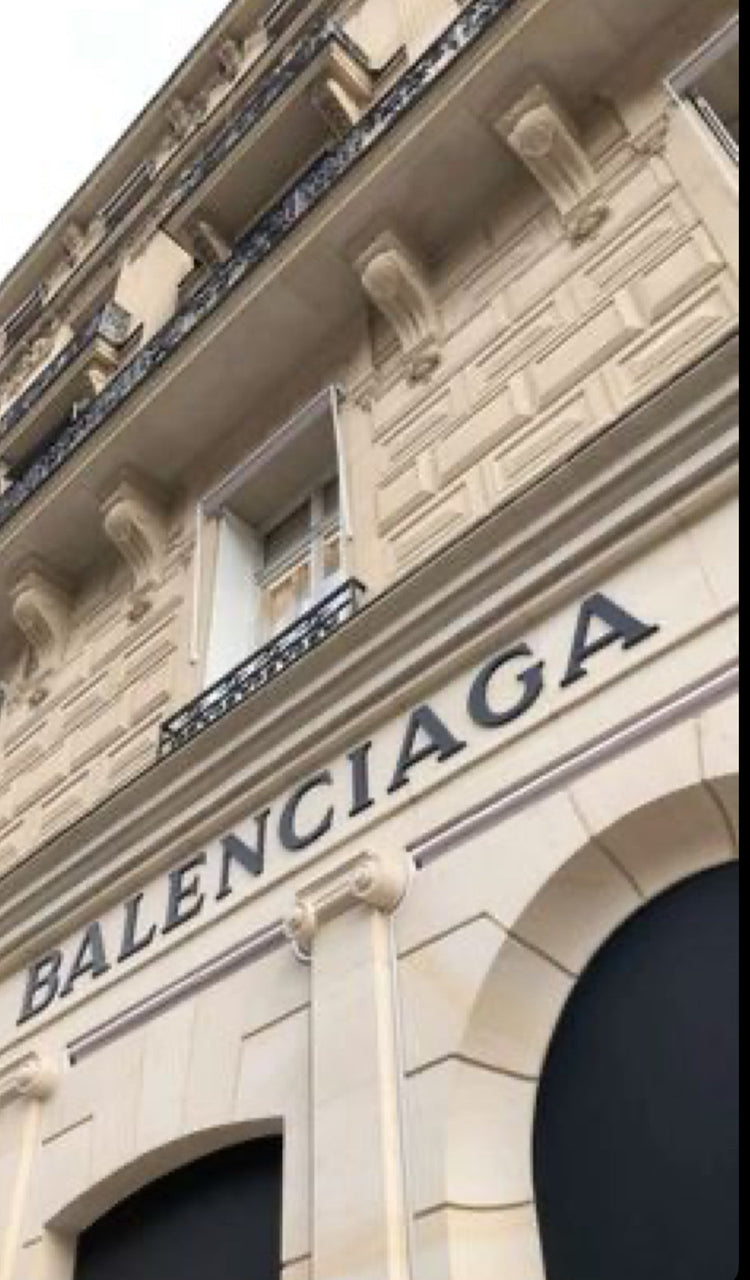 BALENCIAGA