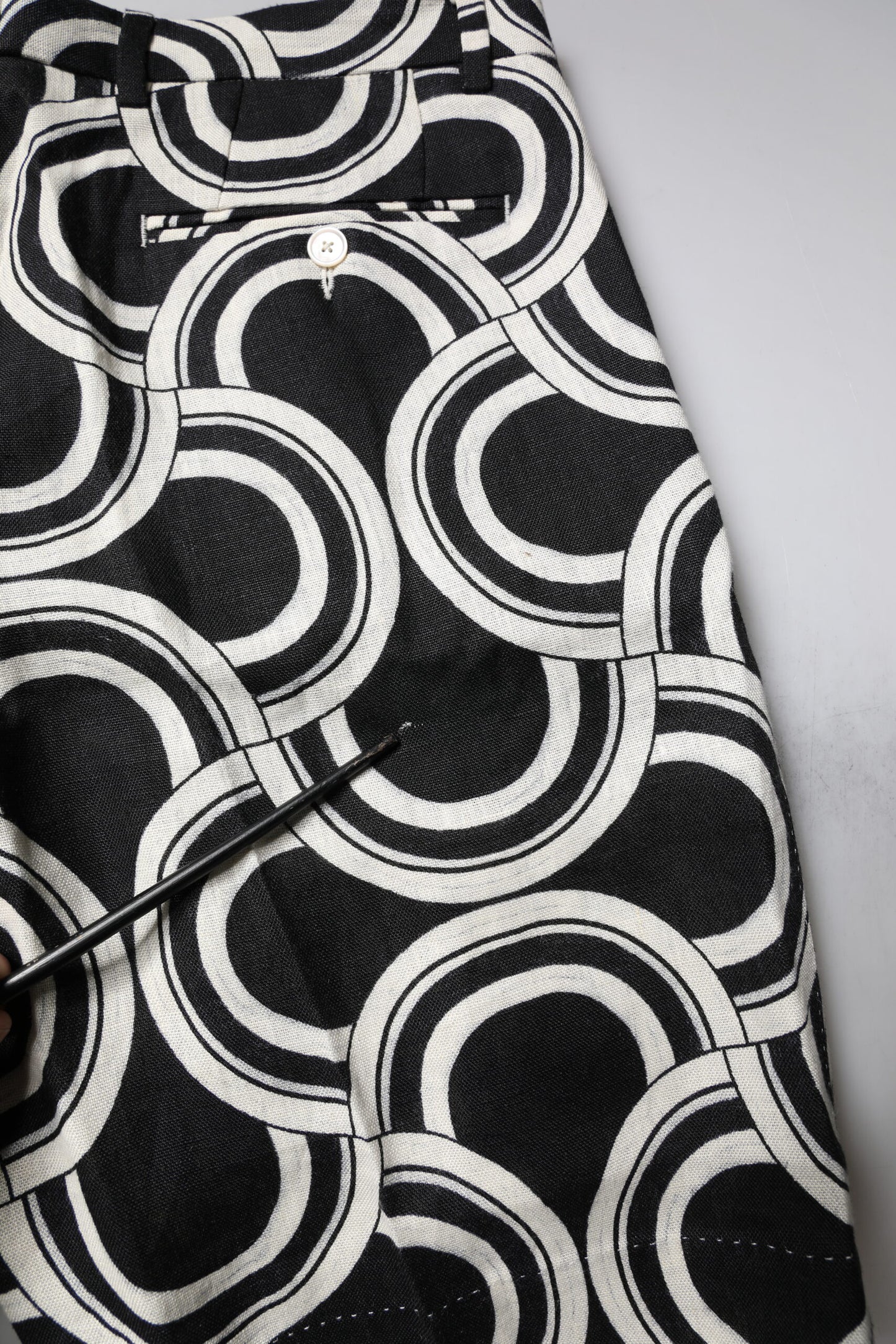 Dolce & Gabbana Black White Linen Bermuda Shorts