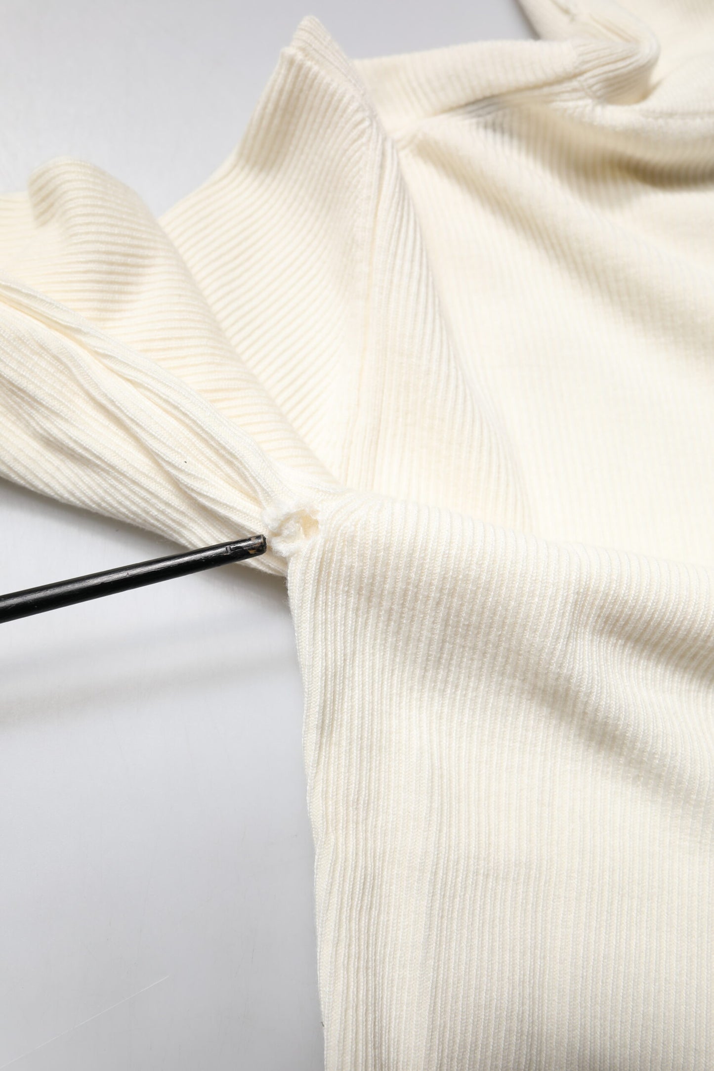 Dolce & Gabbana Cream Long Sleeves Turtleneck Slim Sweater