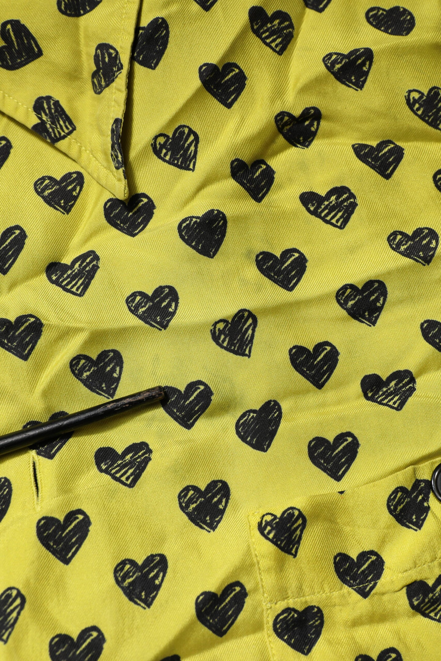 Yellow Heart Short Sleeves Men Casual Shirt