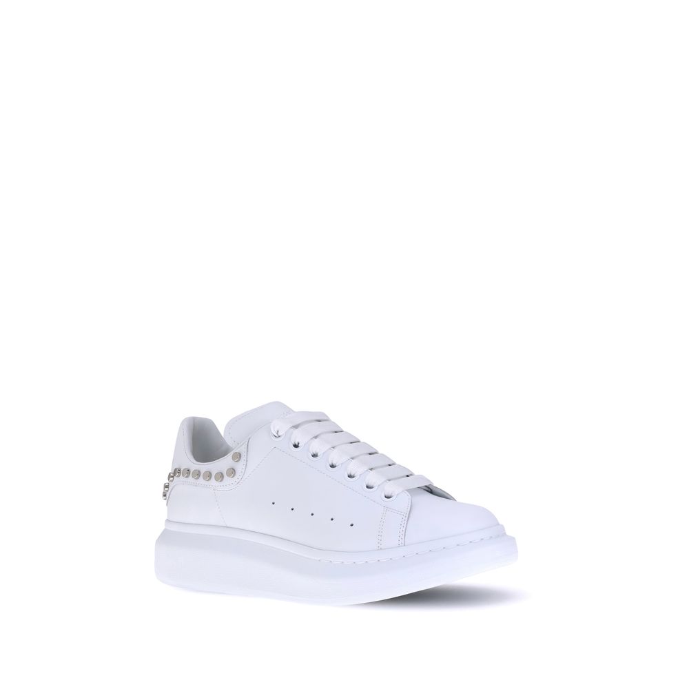 Stud leather Sneakers