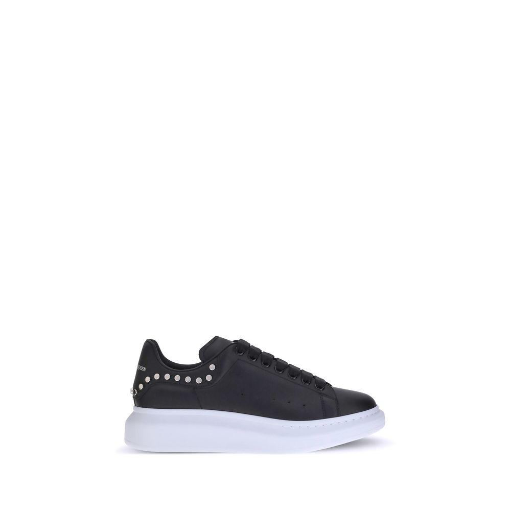 Stud leather Sneakers