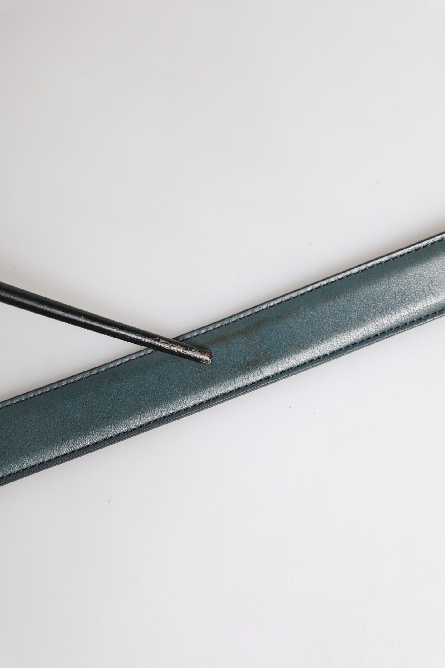 Green Classic Leather Metal Logo Buckle Belt