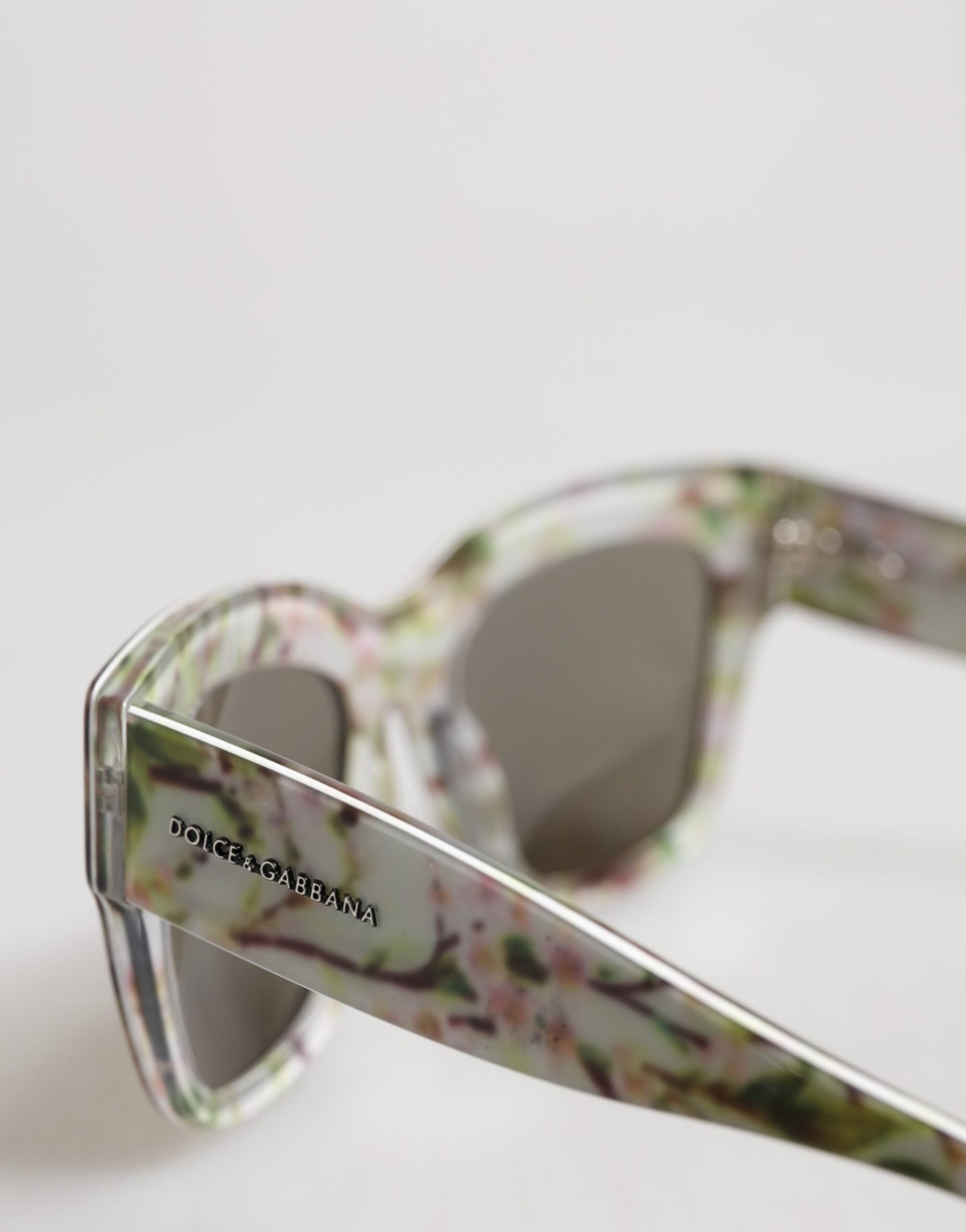 White DG4231F Floral Acetate Rectangle Shades Sunglasses