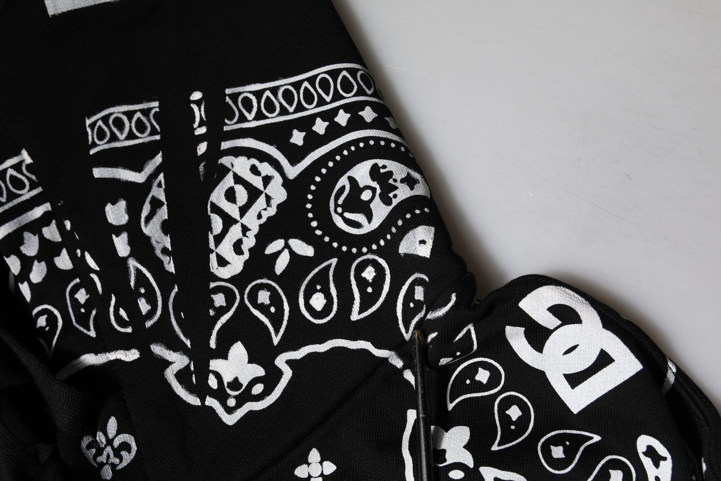 Black Bandana Hooded Men Sweatshirt Sweater